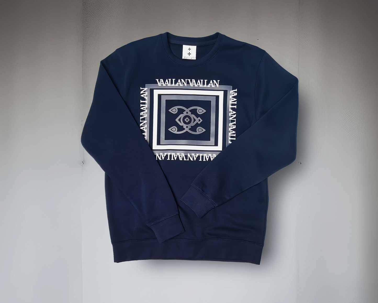 VAALLAN Sweatshirt in Classic Monogram Front Print